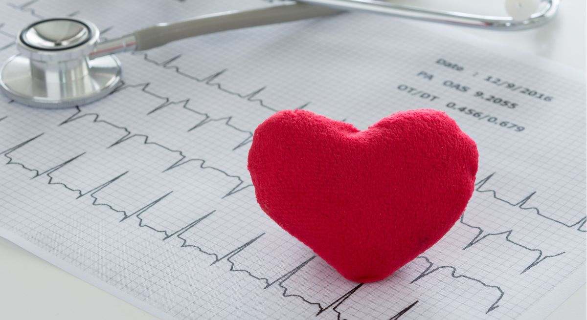 La cardiología es la especialidad médica que diagnostica y trata enfermedades y problemas del sistema cardiovascular