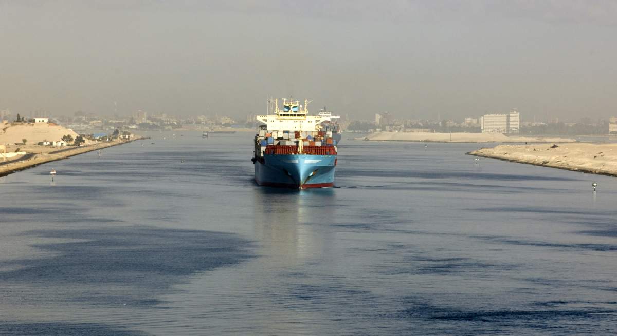canal-de-suez-dreamstime-1200x655.jpg