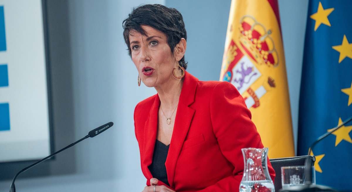 Elma Saiz, ministra de Inclusión, Seguridad Social y Migraciones, en una rueda de prensa del Consejo de Ministros.
