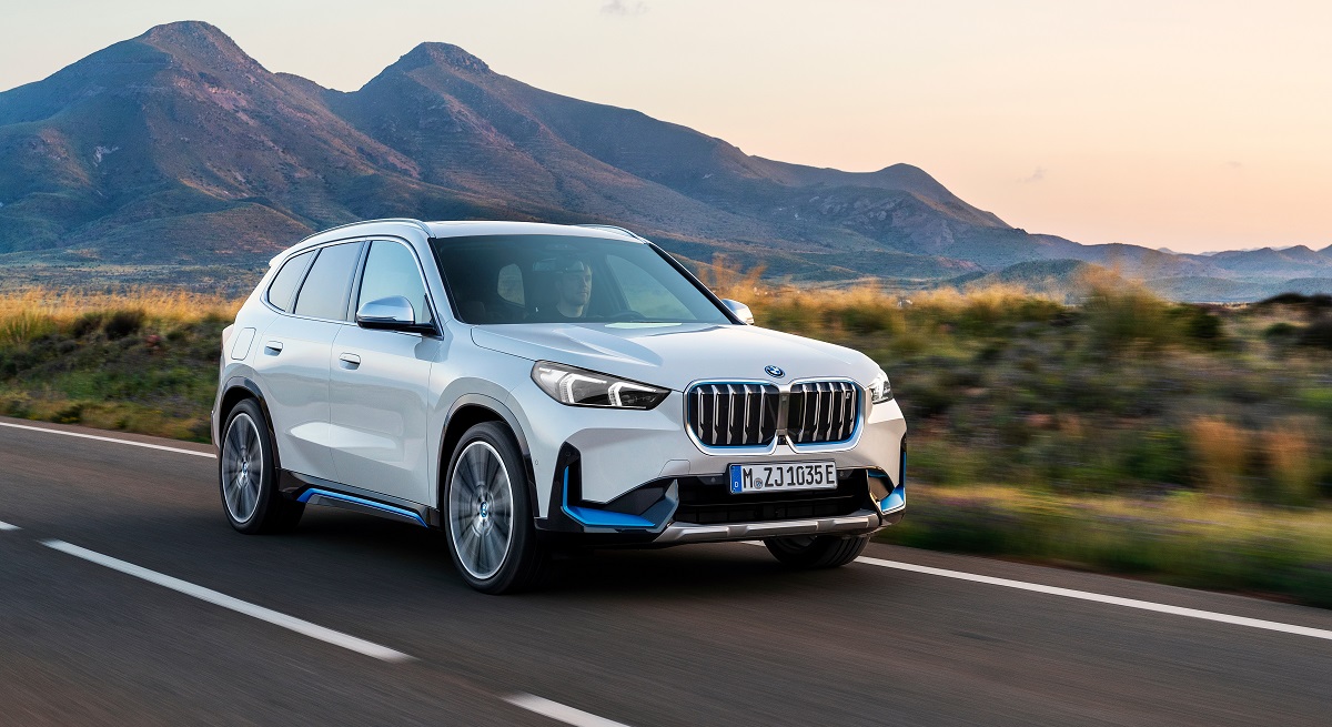 BMW-iX1-2023-5.jpg