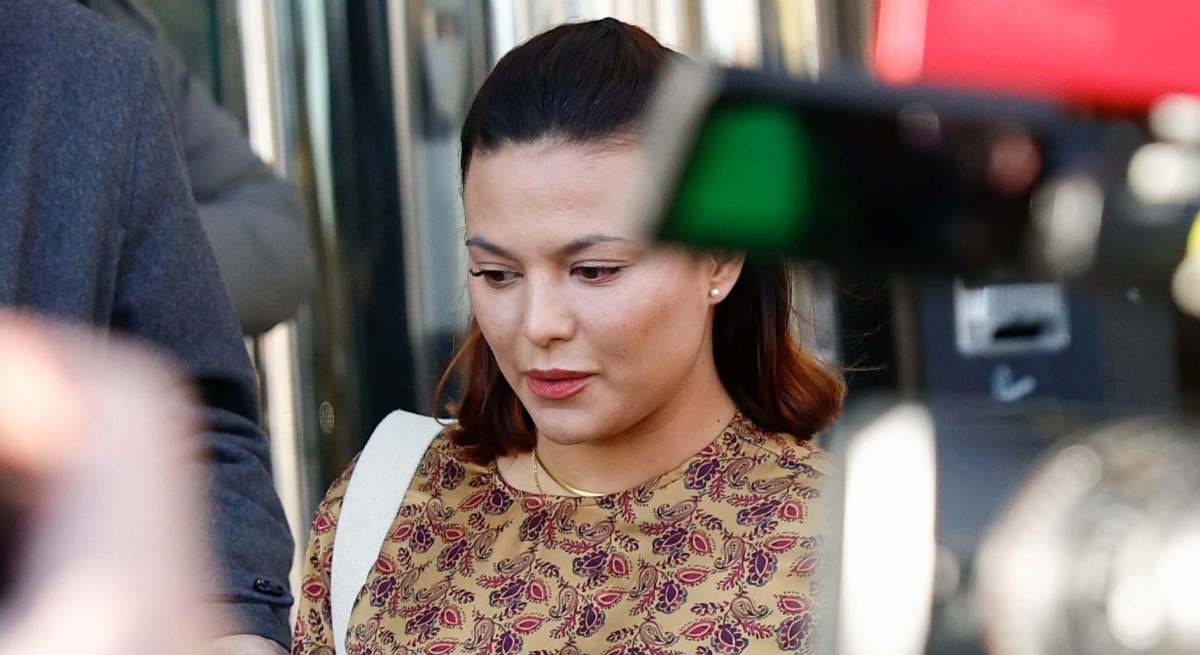 Elisa Mouliaá en los juzgados