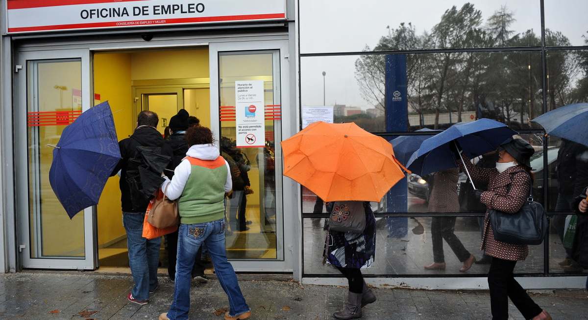 oficina-empleo-CAM-alamy.jpg