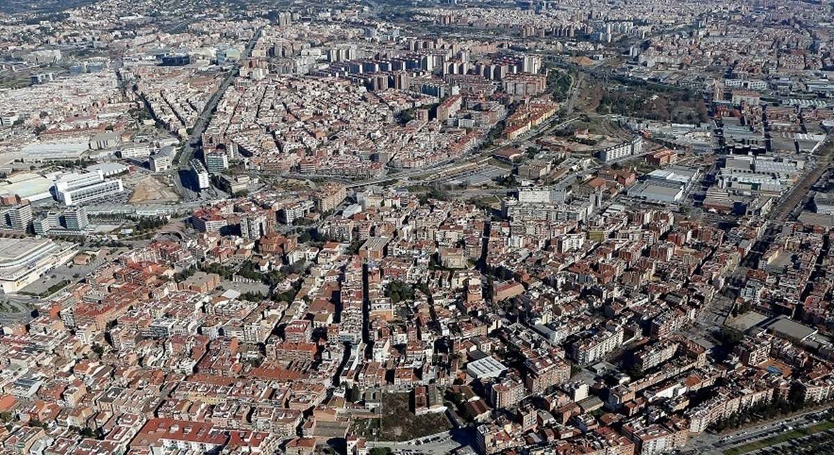 Imagen aérea del área metropolitana de Barcelona. EP