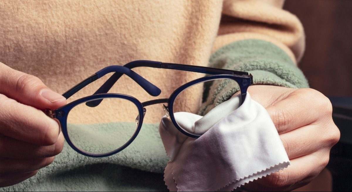 limpiar-gafas-canva