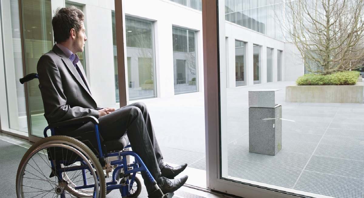 Persona_Accidentada_silla_Ruedas_Eric_Audras.jpg