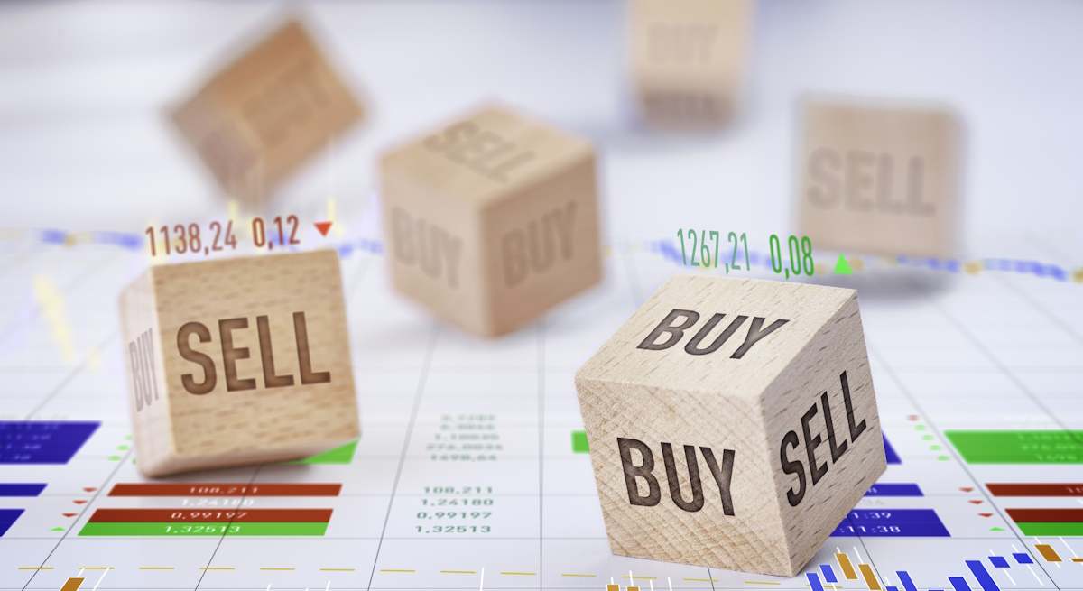 sell-buy-istock.jpg