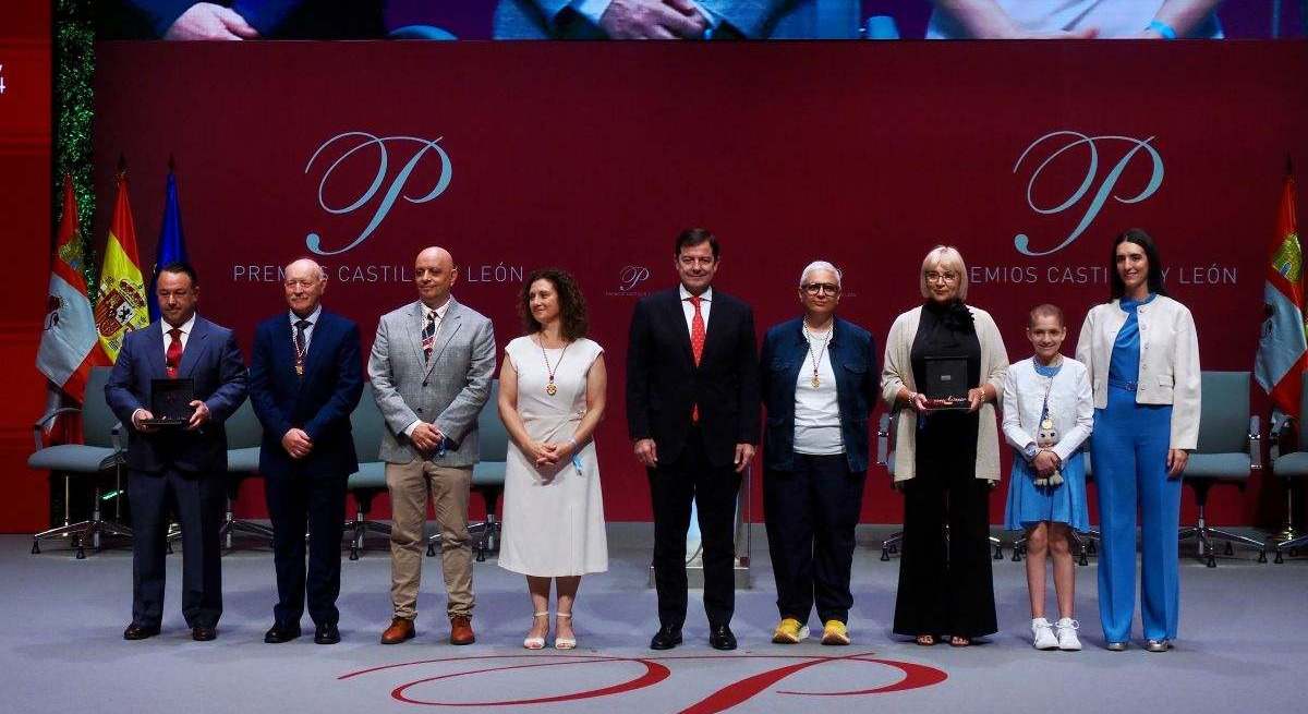 Mañueco con Premios Castilla y León