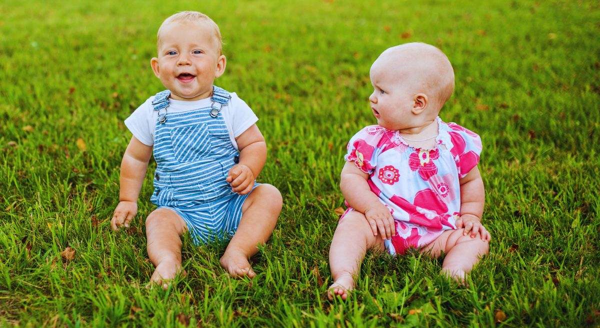 Bebe niño y niña