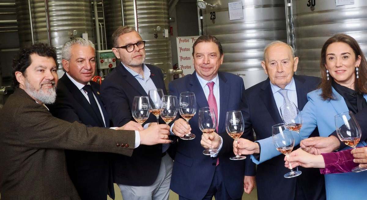 Inauguración de bodega de Protos en DO Cigales