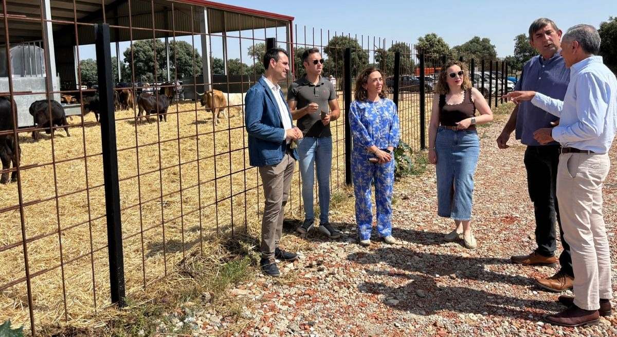 La consejera de Agricultura de CyL visita el primer centro de interpretación de las razas autóctonas de bóvidos 
