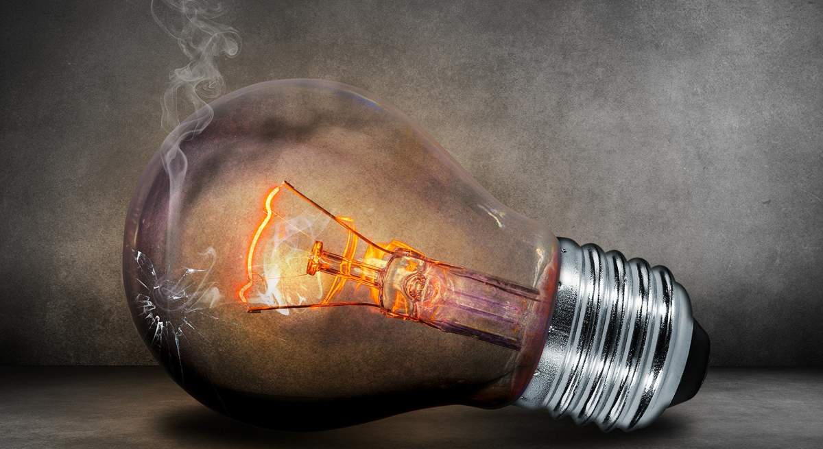 bombilla-rota-luz-pixabay.jpg