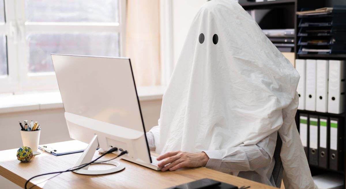 fantasma-trabajador-dreamstime.jpg