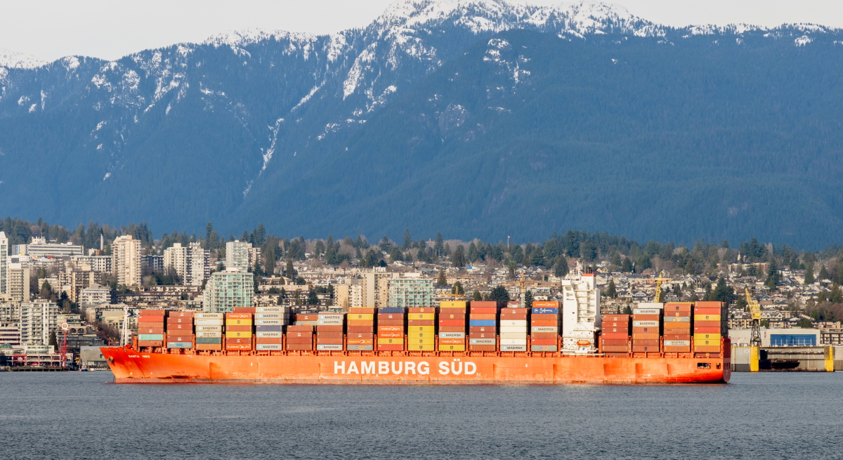 barco-contendedores-hamburg-dreams.jpg