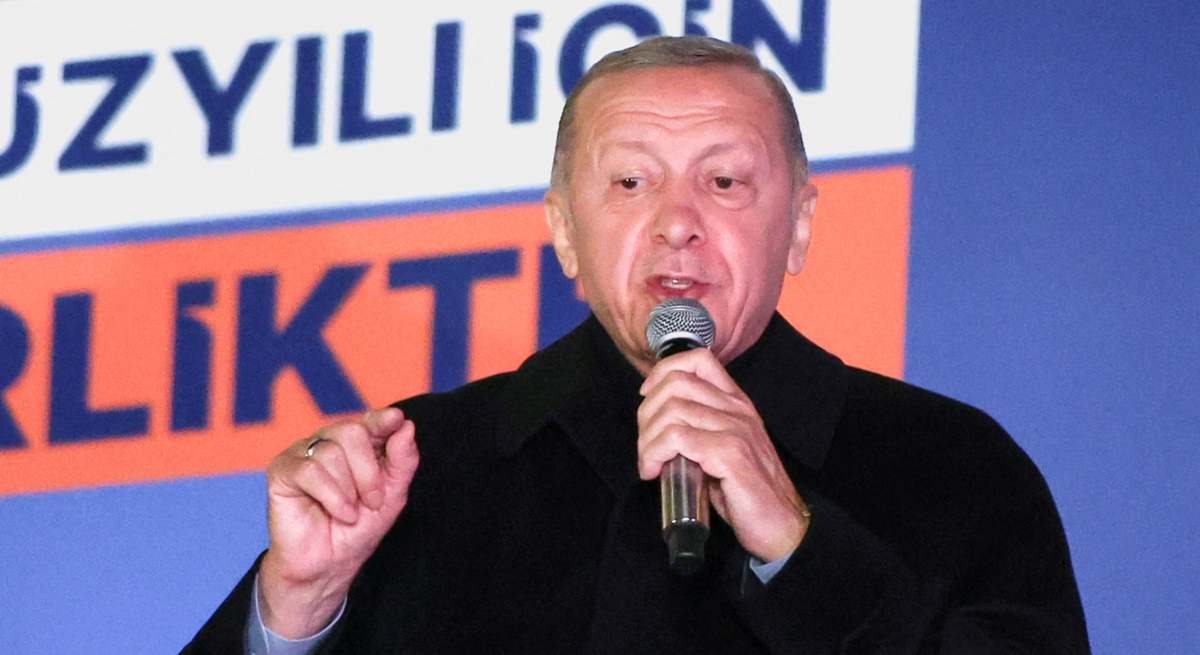 erdogan-noche-electoral-reuters.jpg