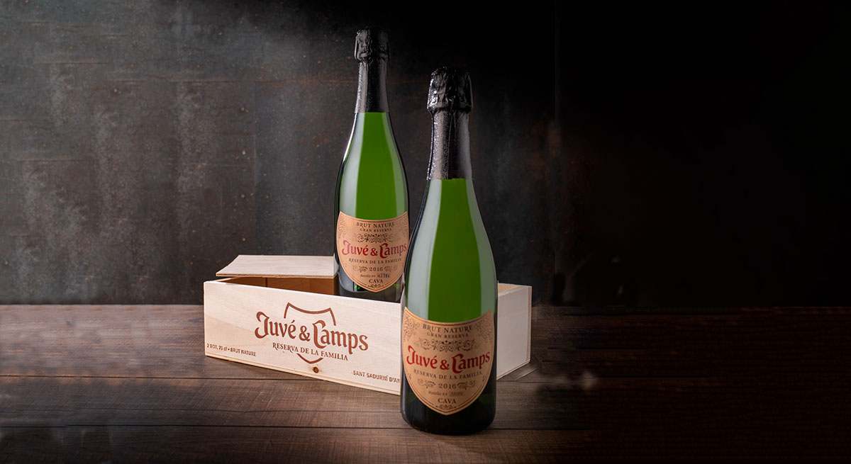 Botellas de Juve & Camps