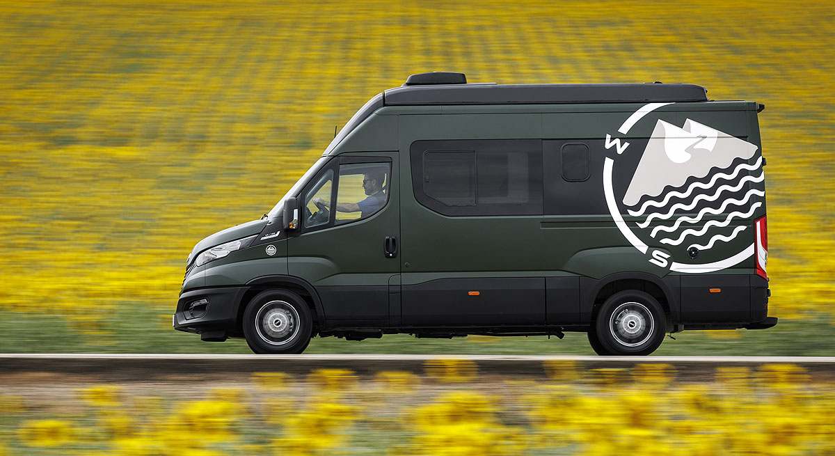 Iveco-Daily-Camper.jpg