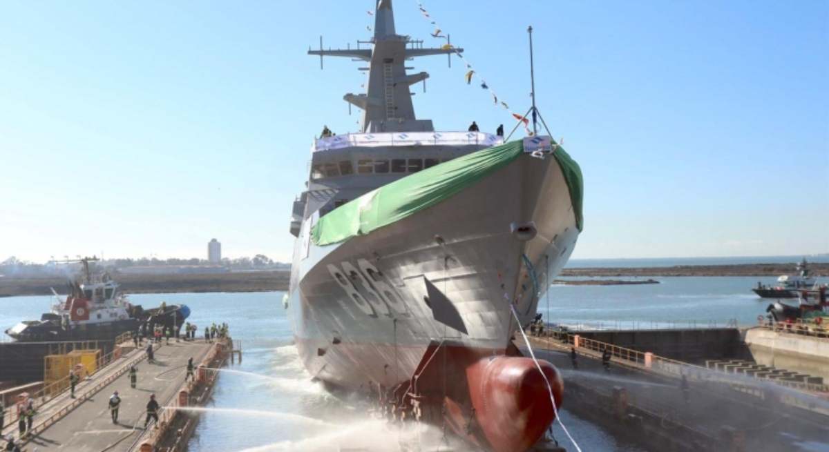 Botadura de una de las corbetas encargadas por Arabia a Navantia / Ministerio de Defensa / Navantia