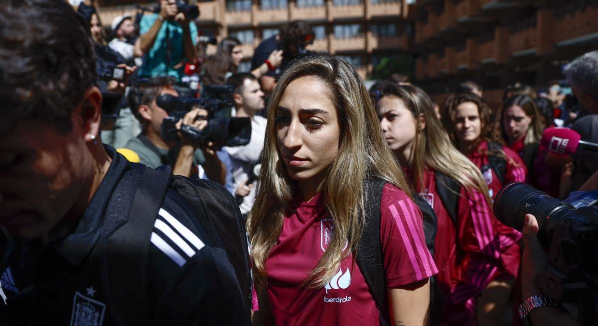 olga-carmona-convocatoria-seleccion-entra-autobus.jpg