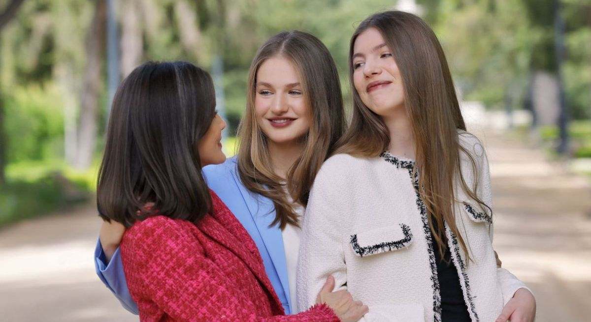 letizia-con-leonor-y-sofia-.jpg