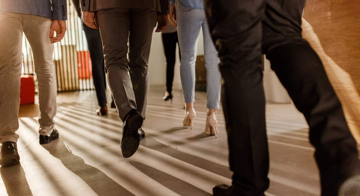 hombres-mujeres-empresa-istock.jpg