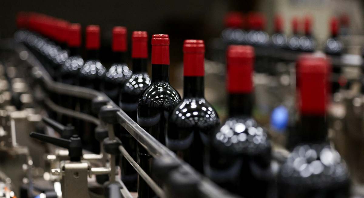 Botellas de vino en la bodega Protos, en Ribera del Duero. Reuters