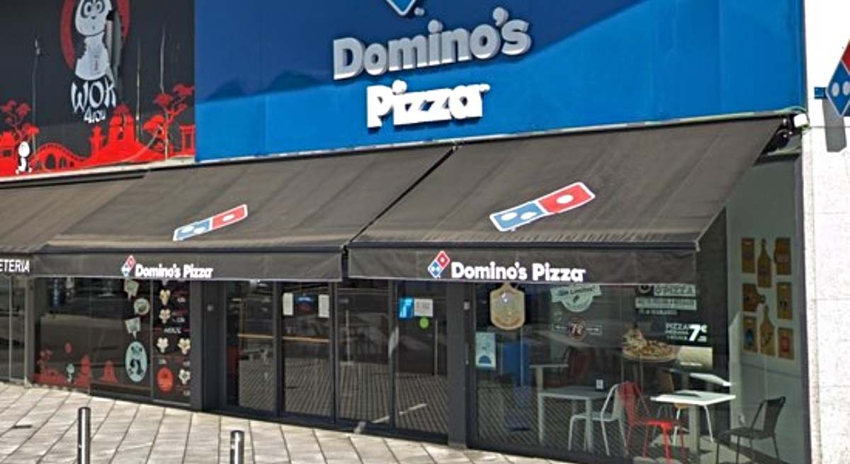 Un establecimiento de Domino's Pizza