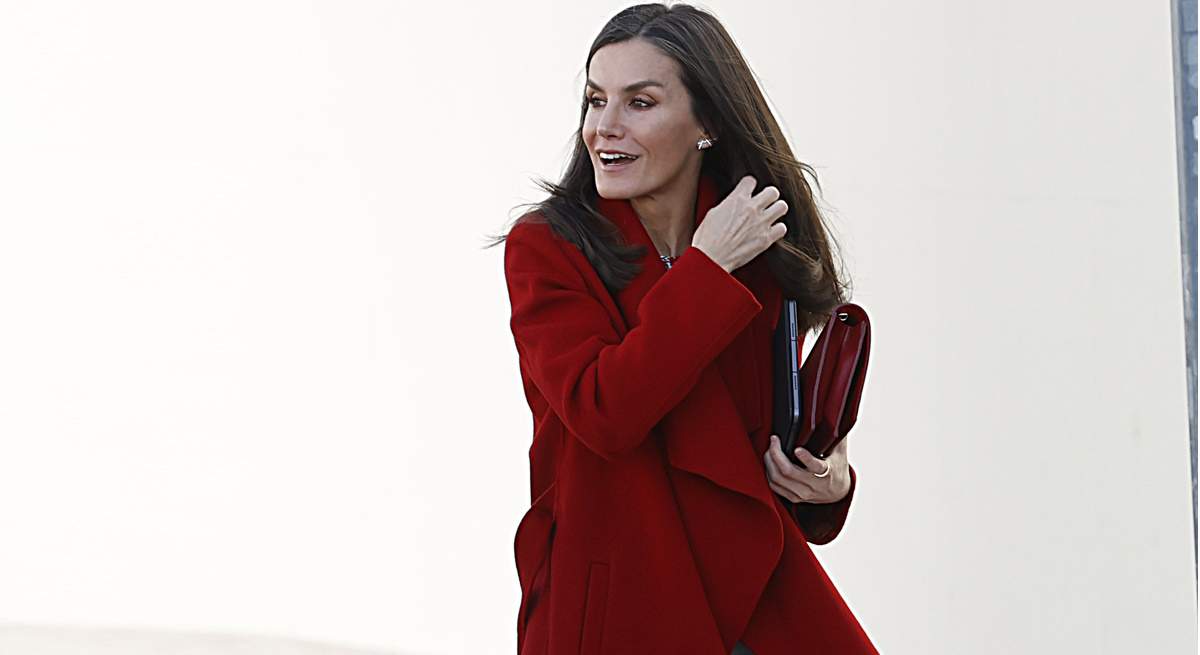 letizia-abrigo-rojo-1200.jpg