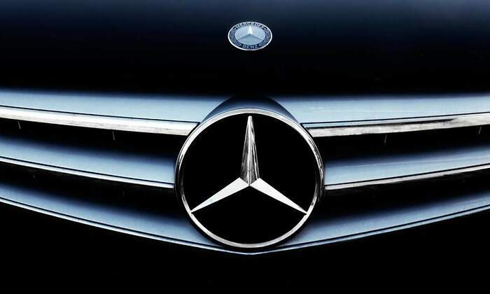 mercedes-benz-chapa-alamy.jpg