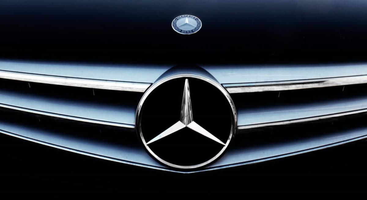 mercedes-benz-chapa-alamy.jpg
