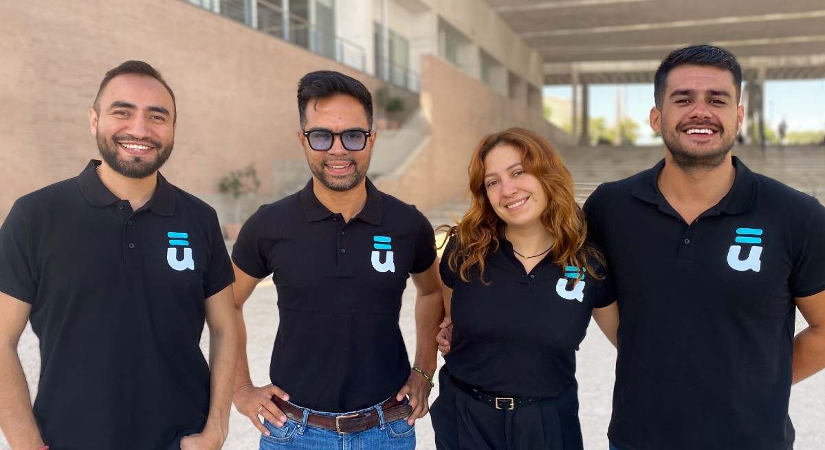 Press-Equipo-IKUALO-2.jpg