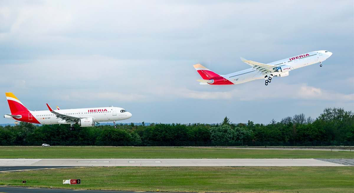 Aviones despegando. Archivo.