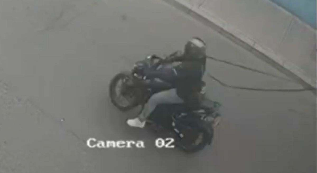 Accidente de motorista con un cable de telefonía