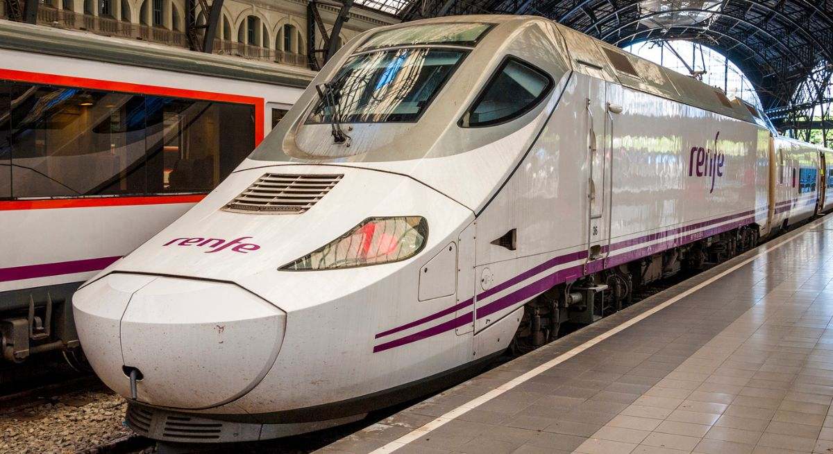 ave-renfe-istock.jpg