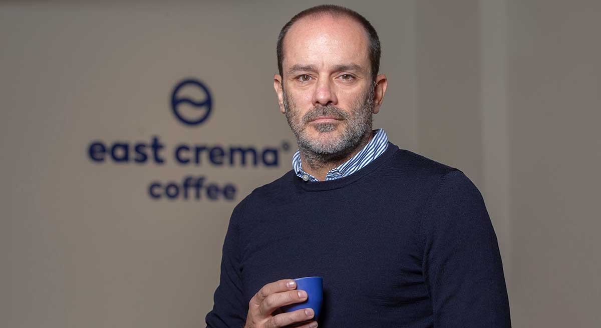 Alberto Velarde, fundador de East Crema Coffee