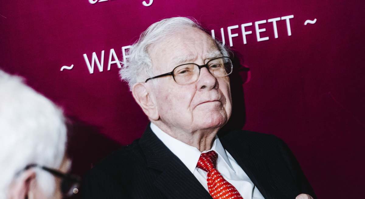 warren-buffett-Bloomberg.jpg
