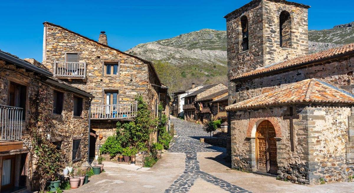 El pueblo negro de Valverde de los Arroyos