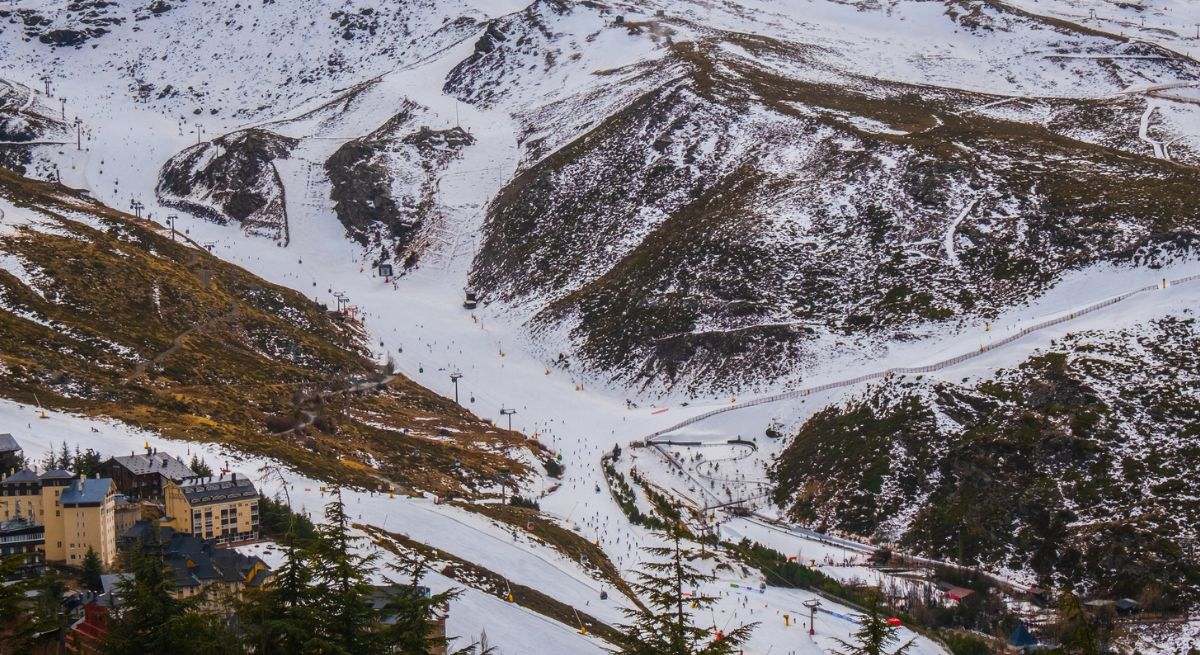 pradollano-sierra-nevada-istock.jpg