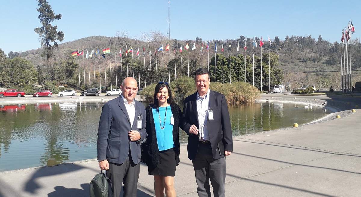M-Justribo-y-miembros-de-Sinergica-SGamboa-y-JC-Moraga.jpg