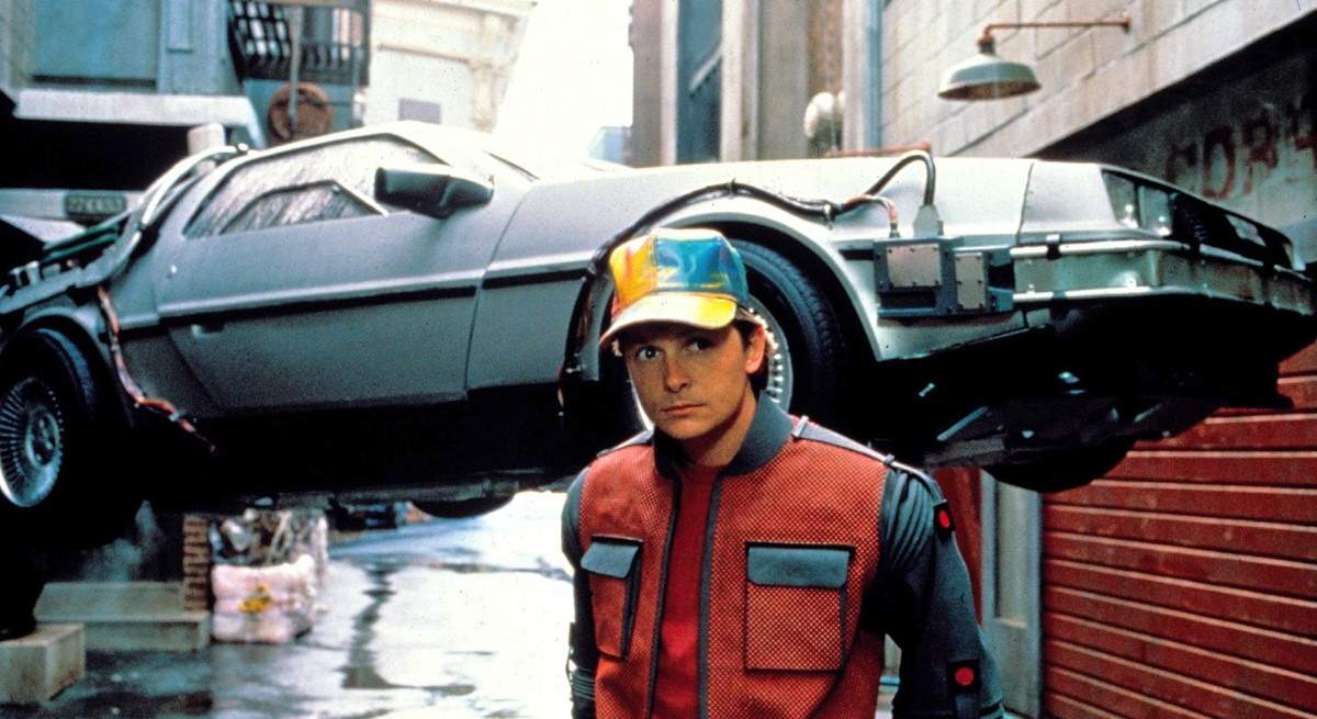 regreso-futuro-marty-mcfly-coche-volador-cronista.jpg