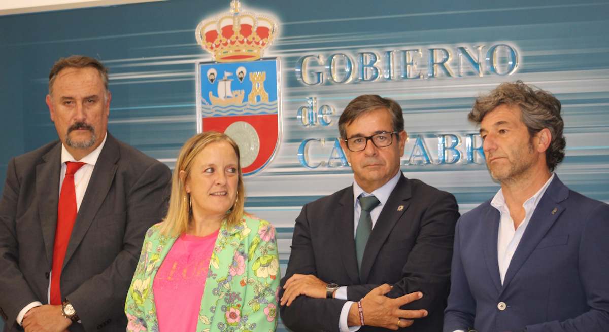 Firma_Acuerdo_Mediadores_Seguros_Cantabria_eE.jpg