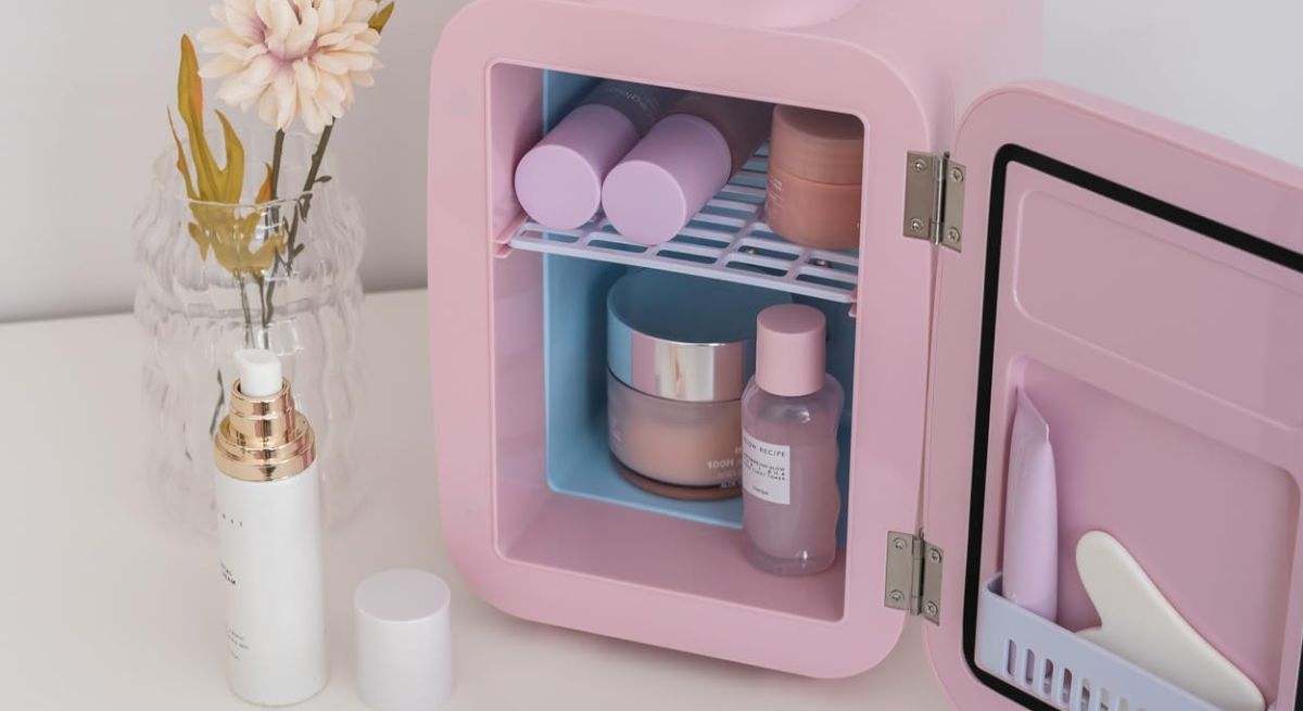 Mini nevera para cosméticos de Flamingueo