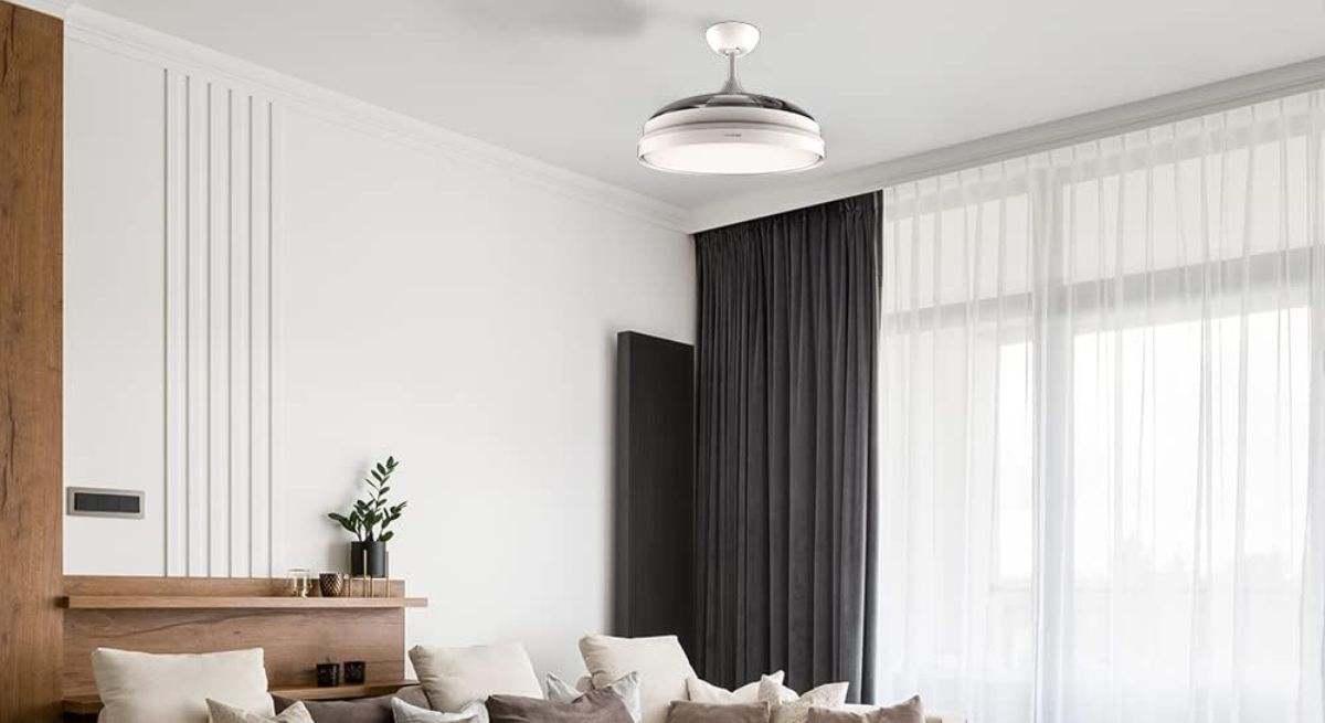 Ventilador de techo con aspas retráctiles de Cecotec