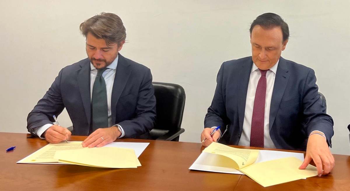 FirmaConvenioConsejeriaUIIyCTA.jpg