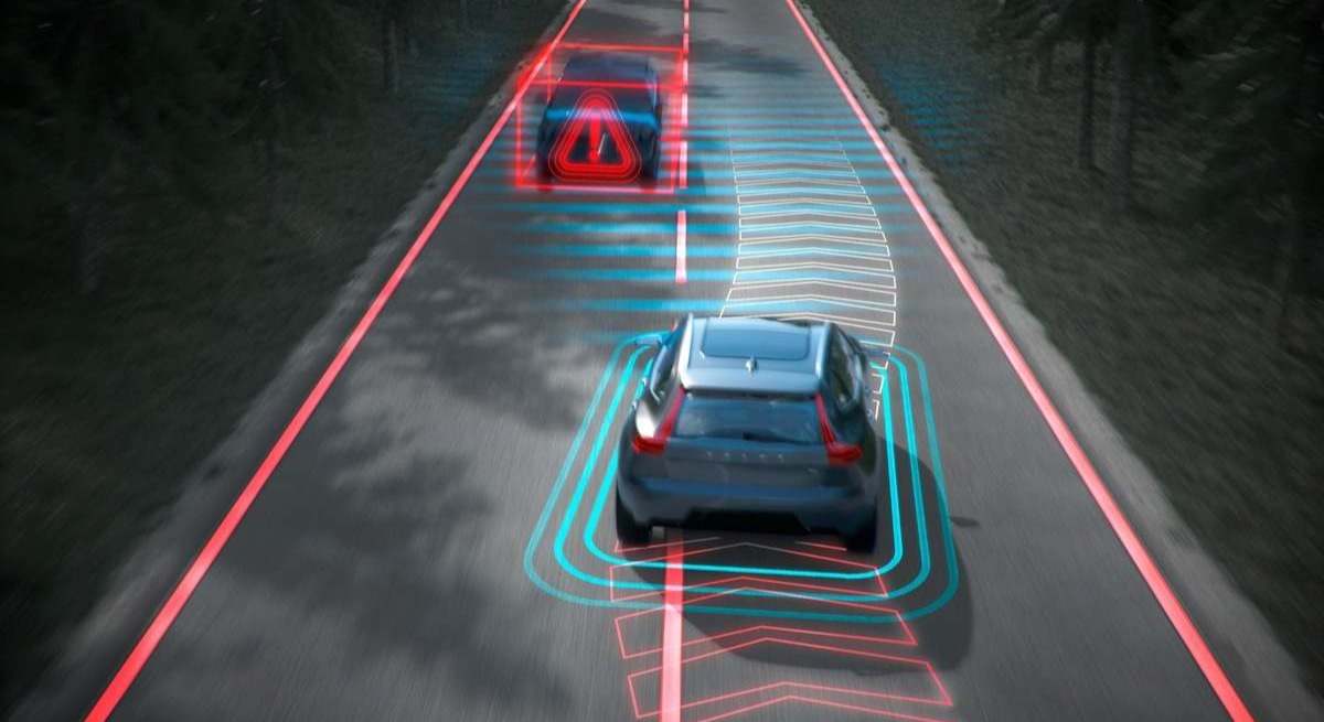 Sistema Volvo de ayuda a mantenimiento de carril