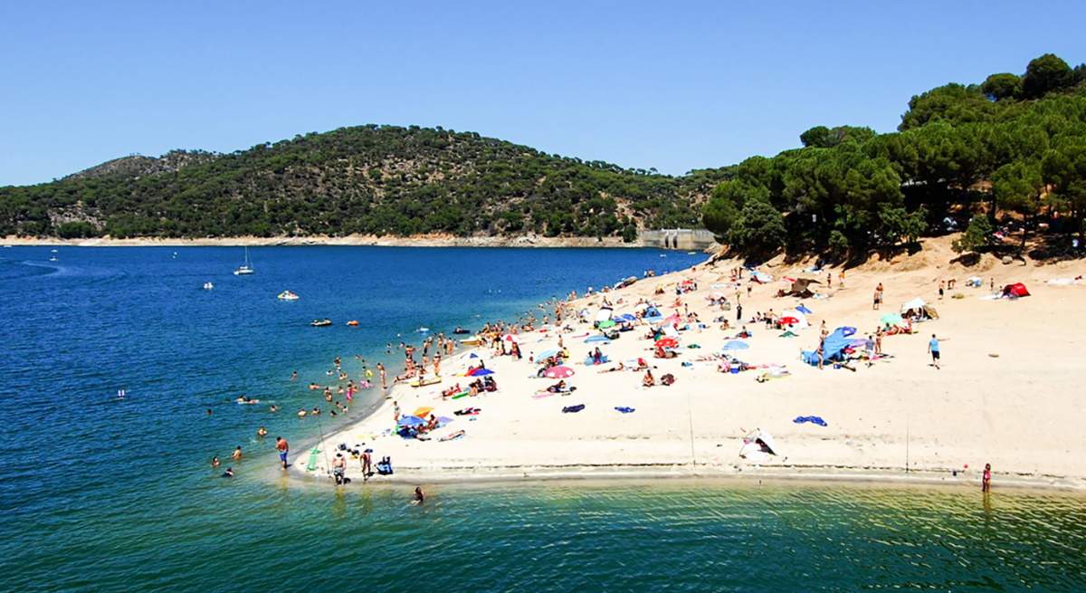 playa-pantano-san-juan.jpg