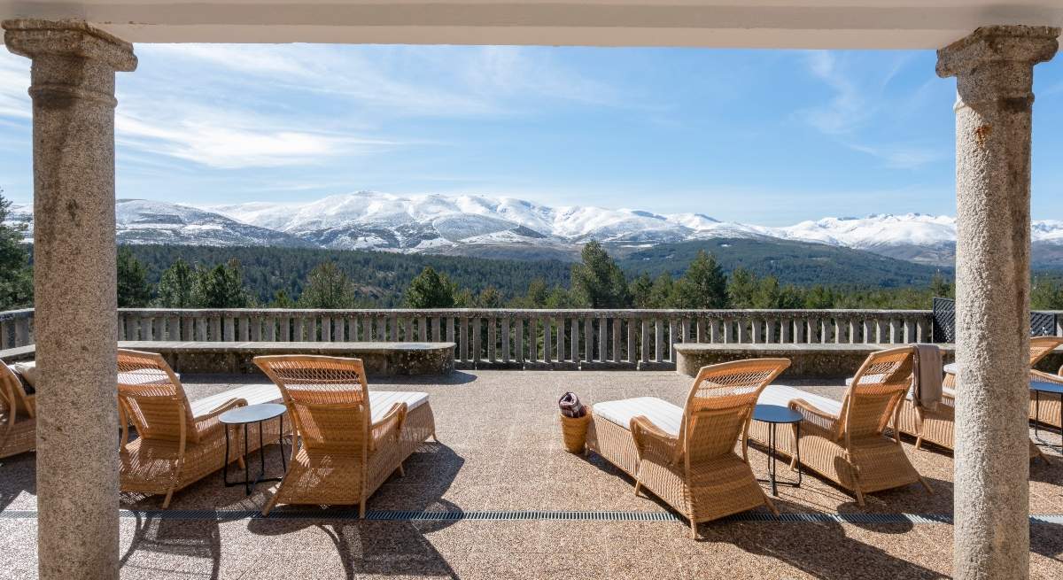 Parador-de-Gredos-76-Terraza-Solarium.jpg