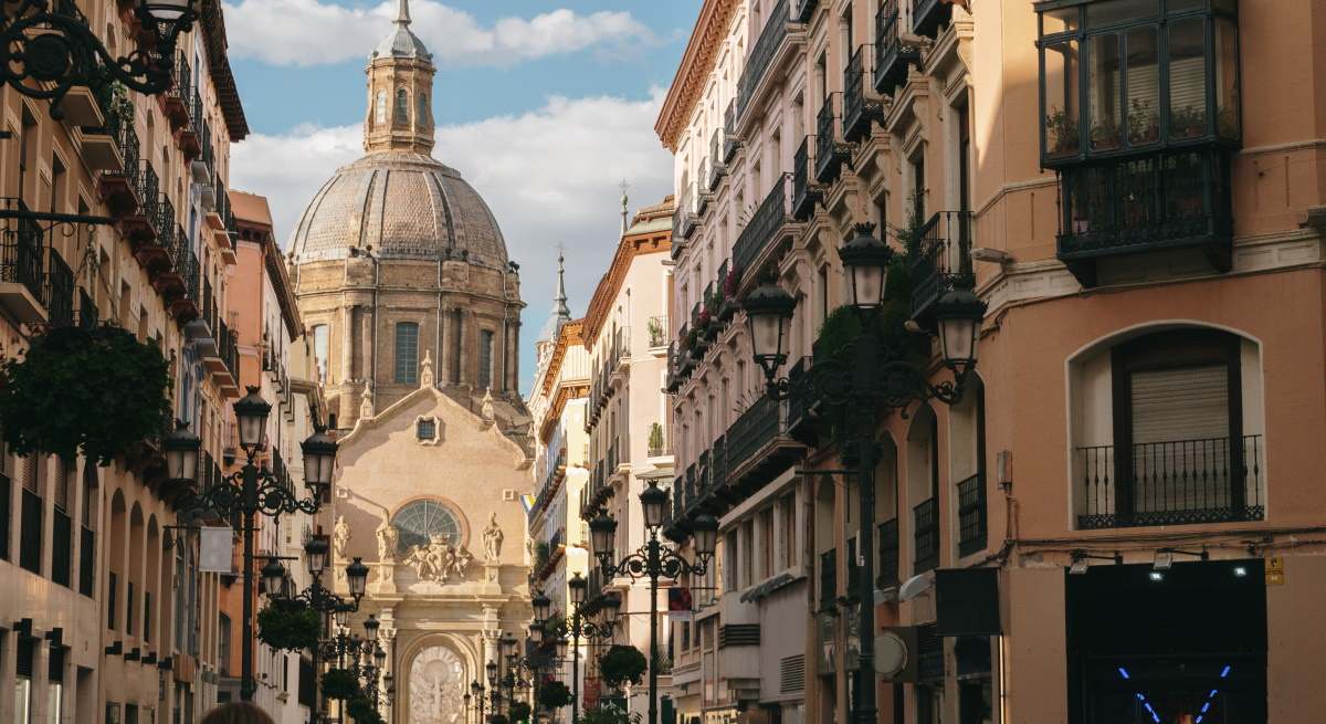 recomendaciones-compra-vivienda-espana-verano-istock.jpg
