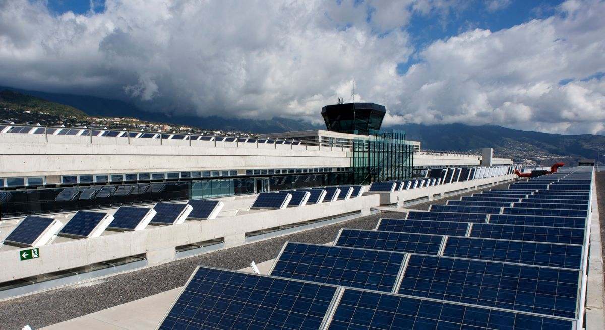 Placas_solares_aena.jpg