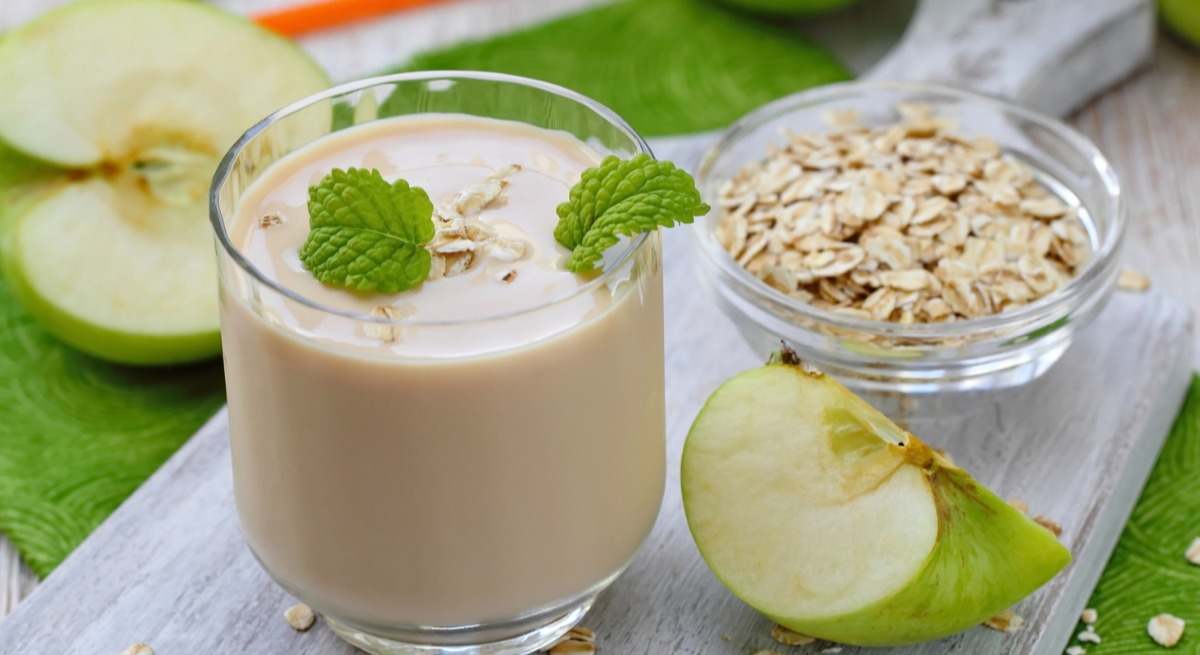 Batido de avena y manzana