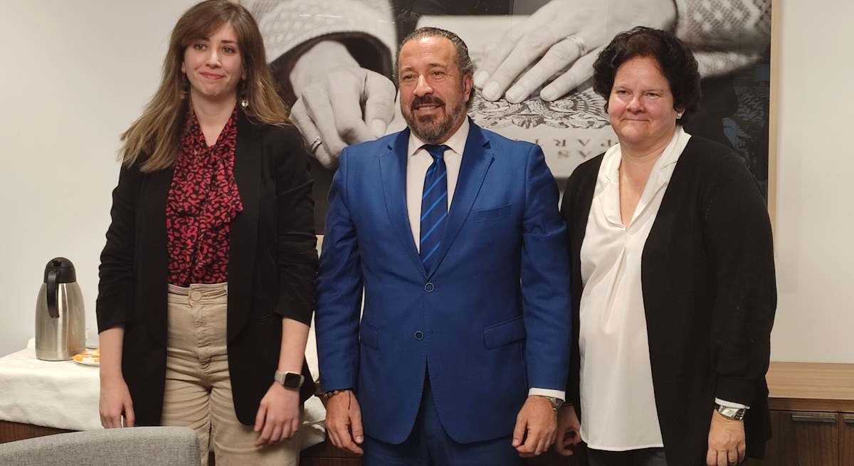 Delia_Alonso_Garcia_Barrenechea_Gimenez_Cardona_eE.jpg